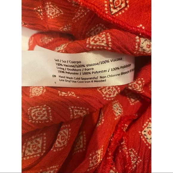 BAND OF GYPSIES RED PRINT COLD SHOULDER ROMPER S - Picture 8 of 9